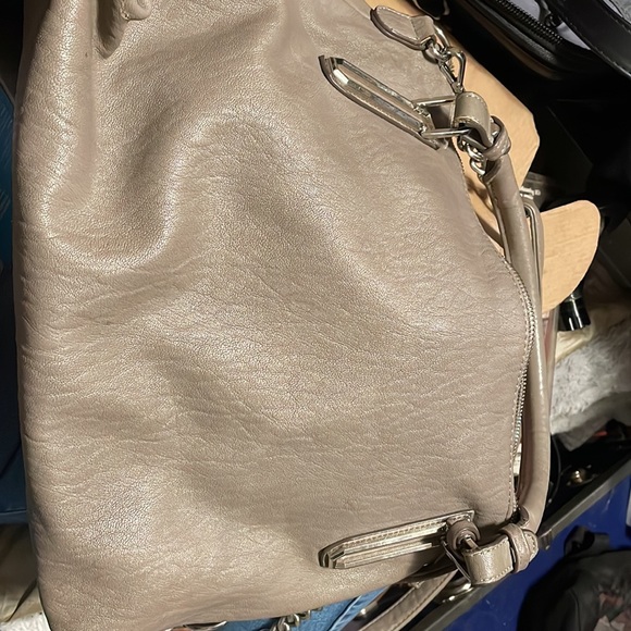 Jessica Simpson shoulder bag - Picture 2 of 3